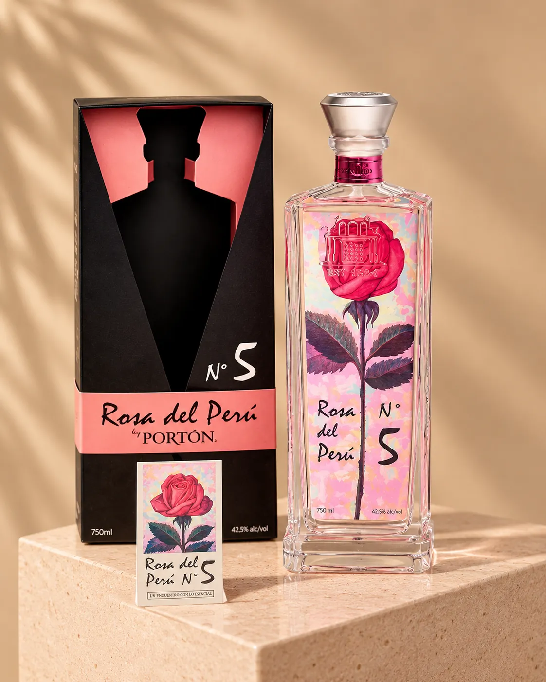 Box Premium La Engreída - pisco Rosa del Perú, copa y chocolate